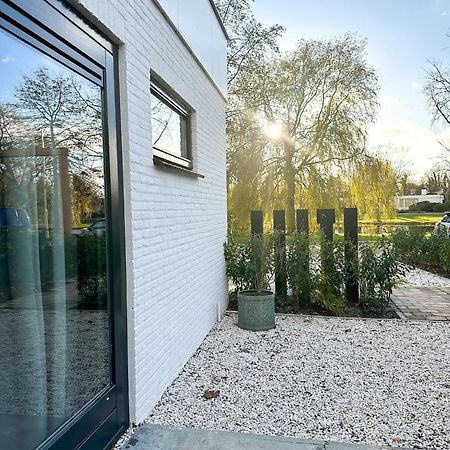 Bed & Breakfast Waterpoort - Incl Gratis Licht Ontbijt En Parking 스네크 외부 사진